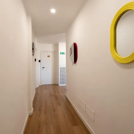 Rerent - 169 Medaglie D'oro 4*